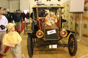 Ford T lue voiture du sicle - Photo Bernard Knapp